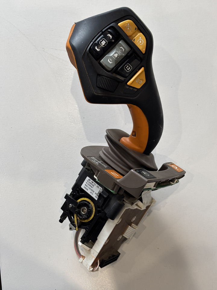 John Deere 6120 6230 6xxx Dżojstik Joystick Sterownik Skrzyni Biegów AL228099 - النظام الكهربائي - الآلات الزراعية: صورة 1 John Deere 6120 6230 6xxx Dżojstik Joystick Sterownik Skrzyni Biegów AL228099 - النظام الكهربائي - الآلات الزراعية: صورة 1