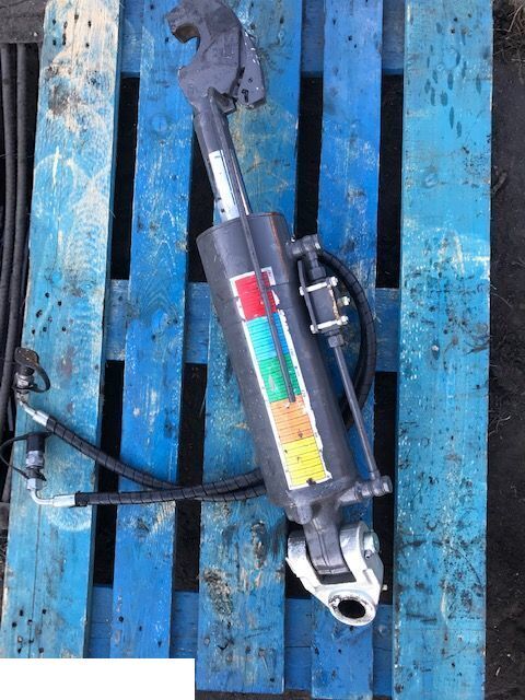 Łącznik hydrauliczny CBM śruba centralna cięgno górne do ciągnika rolniczego - نظام الهيدروليك - جرار: صورة 3 Łącznik hydrauliczny CBM śruba centralna cięgno górne do ciągnika rolniczego - نظام الهيدروليك - جرار: صورة 3