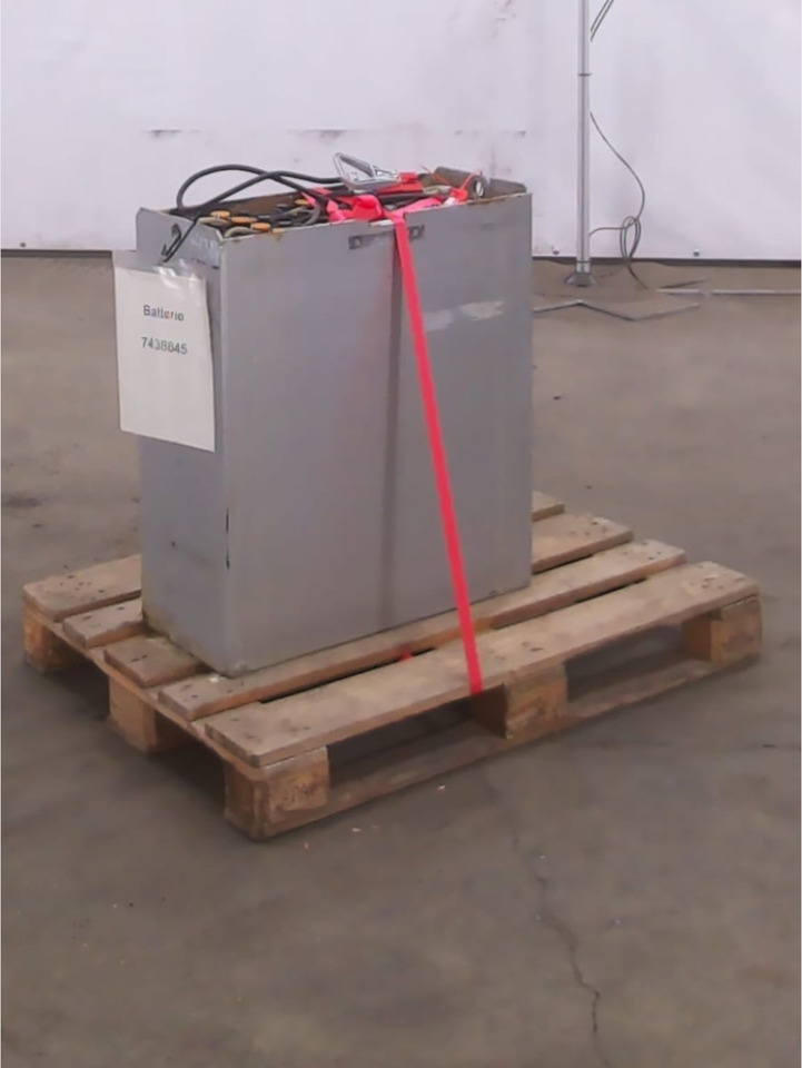 AVB 24V 465Ah - بطارية - معدات المناولة: صورة 1 AVB 24V 465Ah - بطارية - معدات المناولة: صورة 1