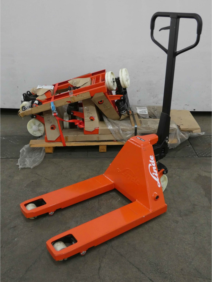 Linde 3x HPTM15/565mm - شاحنة باليت: صورة 1 Linde 3x HPTM15/565mm - شاحنة باليت: صورة 1