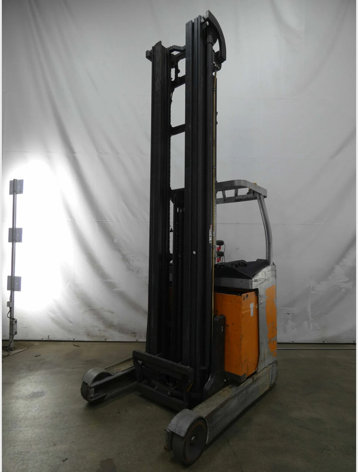 STILL FM-X17 - شاحنة مناوِلة: صورة 1 STILL FM-X17 - شاحنة مناوِلة: صورة 1