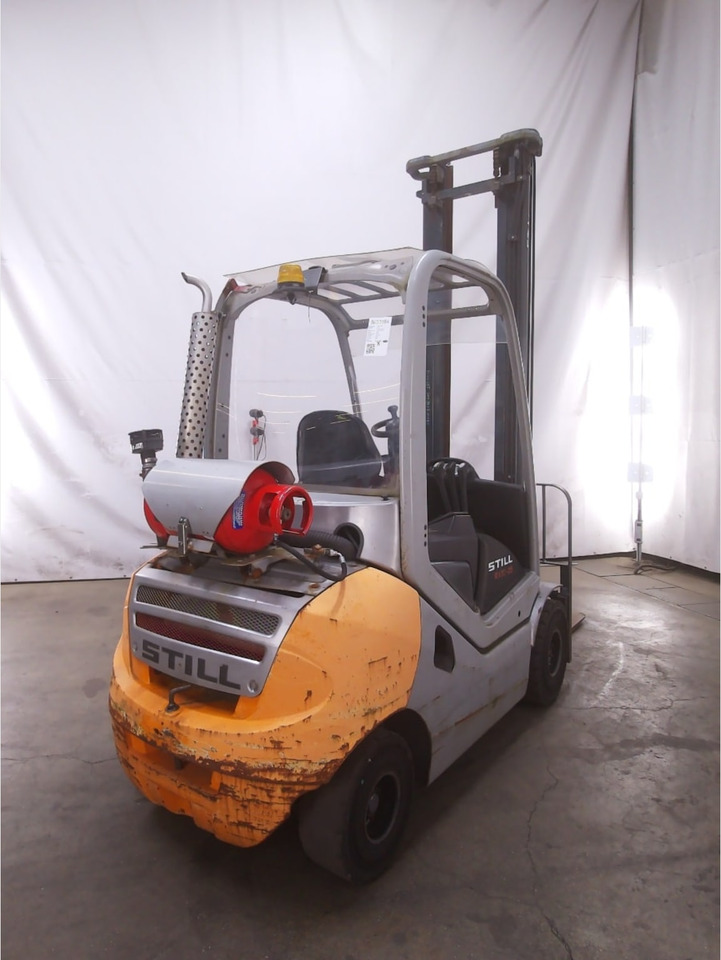 STILL RX70-25T - رافعة شوكية تعمل بالغاز: صورة 2 STILL RX70-25T - رافعة شوكية تعمل بالغاز: صورة 2