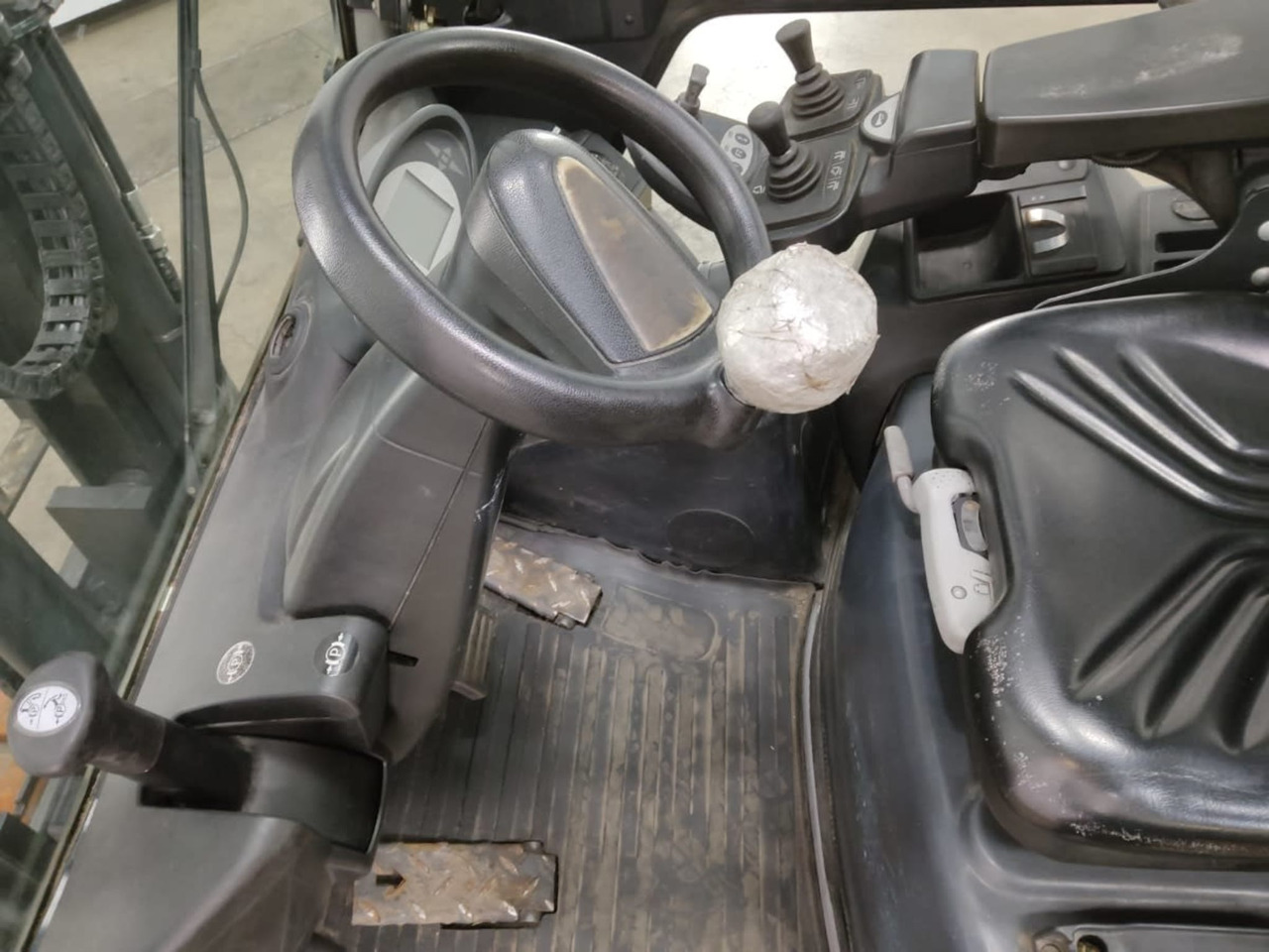 STILL RX70-25T - رافعة شوكية تعمل بالغاز: صورة 3 STILL RX70-25T - رافعة شوكية تعمل بالغاز: صورة 3