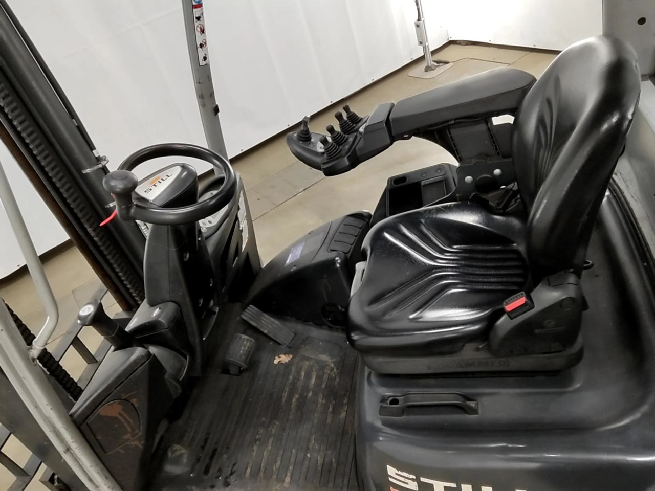 STILL RX70-25T - رافعة شوكية تعمل بالغاز: صورة 3 STILL RX70-25T - رافعة شوكية تعمل بالغاز: صورة 3