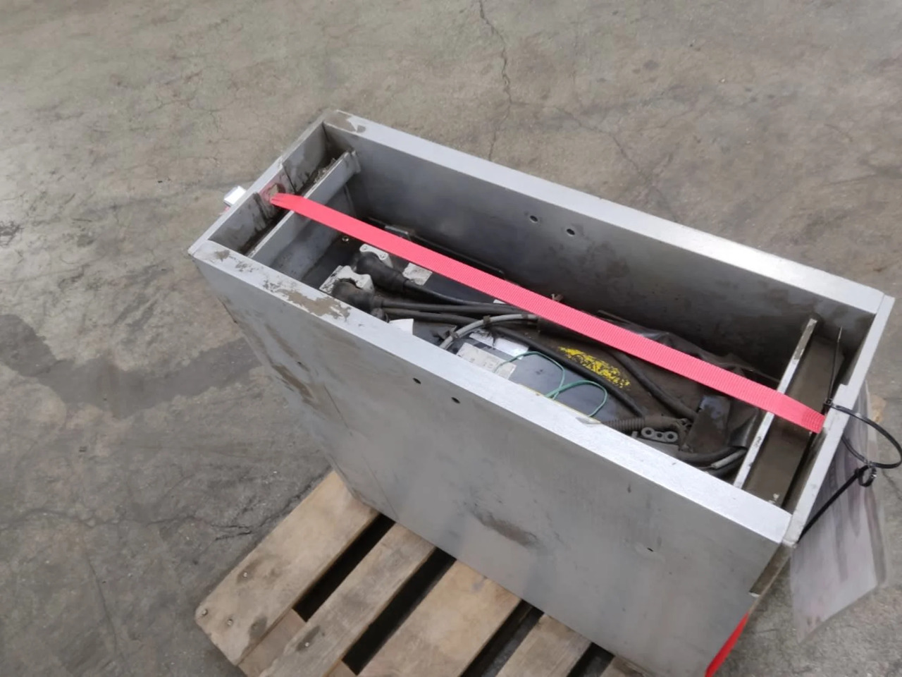 Saft 24V 205Ah/LiIon - بطارية - معدات المناولة: صورة 3 Saft 24V 205Ah/LiIon - بطارية - معدات المناولة: صورة 3