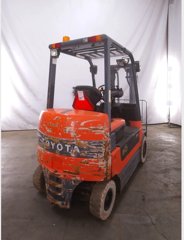 Toyota 7FBMF30 - رافعة شوكية كهربائية: صورة 3 Toyota 7FBMF30 - رافعة شوكية كهربائية: صورة 3