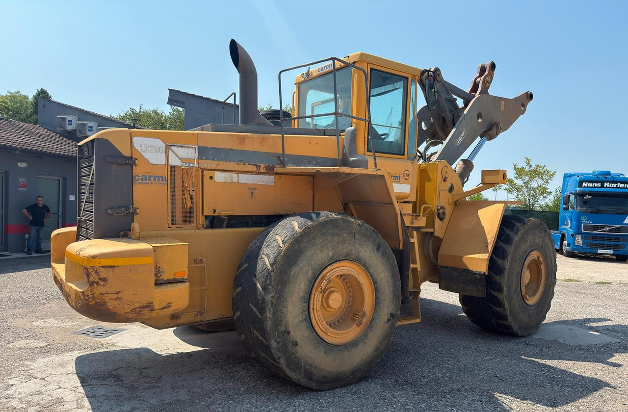 Pala gommata Volvo L 220 - اللودر بعجل: صورة 5 Pala gommata Volvo L 220 - اللودر بعجل: صورة 5