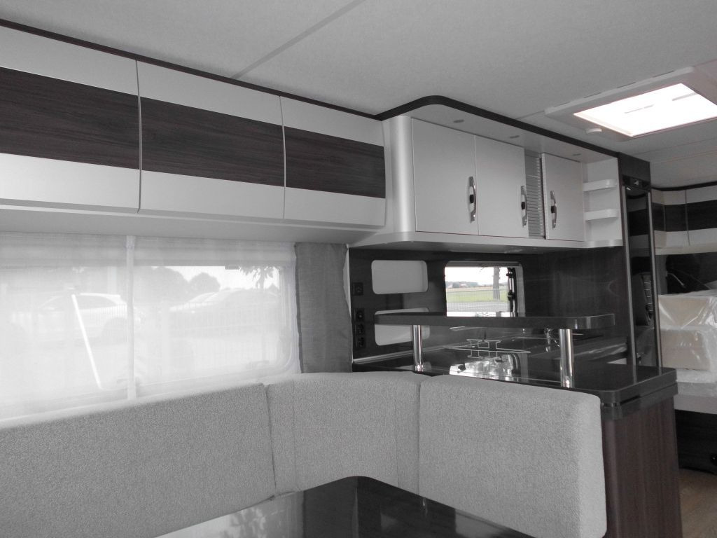 كرفان سحب Hobby Prestige 620 CL 2026 2500kg. AUTARK GAS+DUO: صورة 6 كرفان سحب Hobby Prestige 620 CL 2026 2500kg. AUTARK GAS+DUO: صورة 6