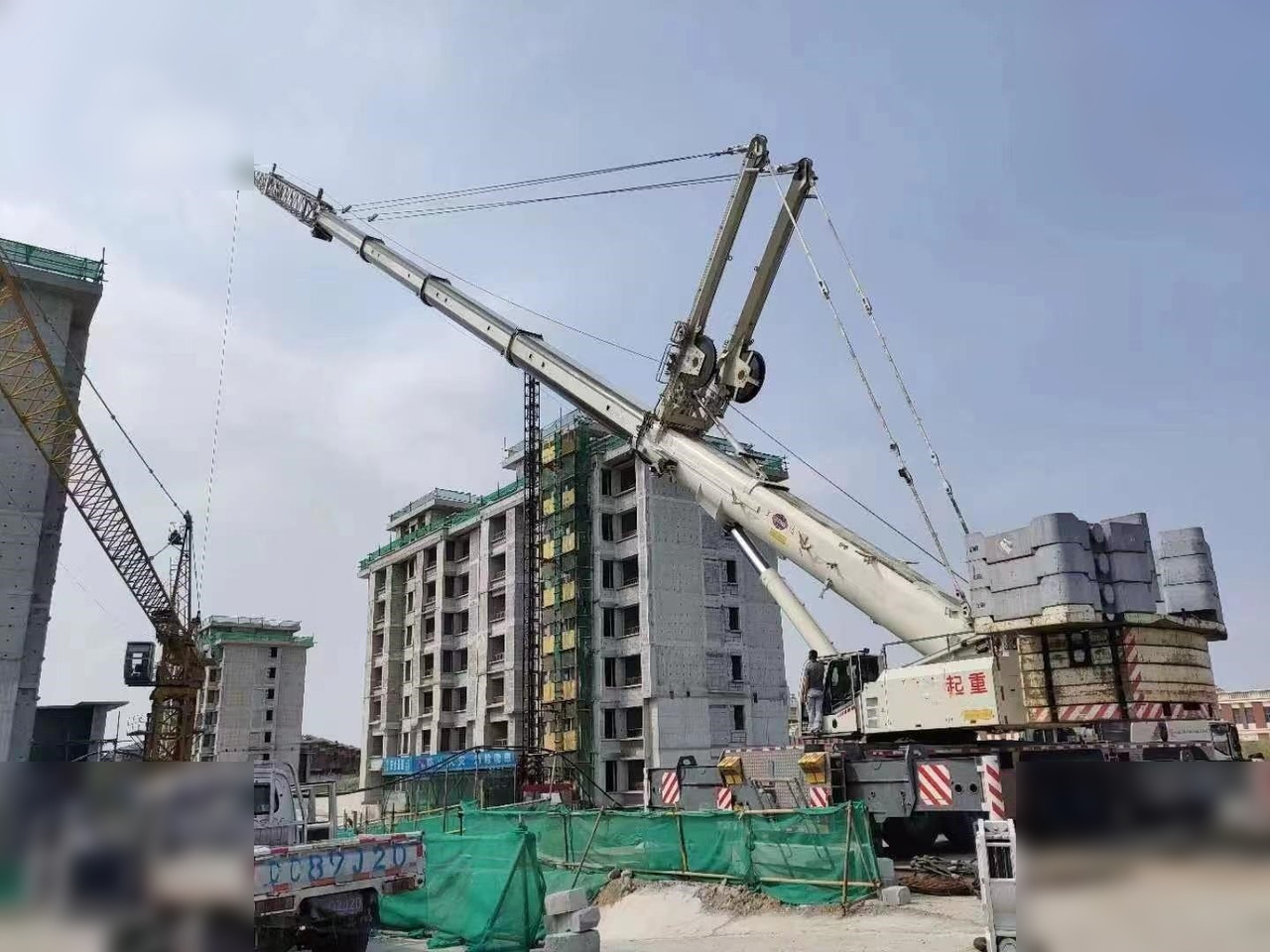 2009 DEMAG AC 350-1 - رافعة لجميع التضاريس: صورة 4 2009 DEMAG AC 350-1 - رافعة لجميع التضاريس: صورة 4