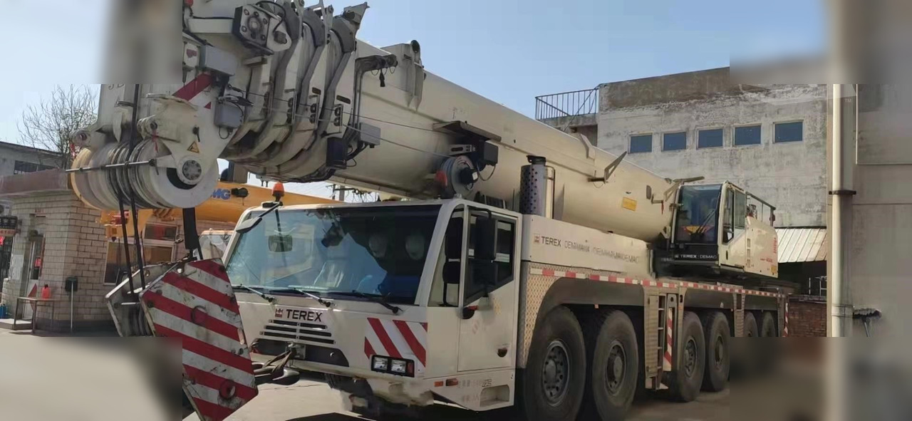 2009 DEMAG AC 350-1 - رافعة لجميع التضاريس: صورة 1 2009 DEMAG AC 350-1 - رافعة لجميع التضاريس: صورة 1