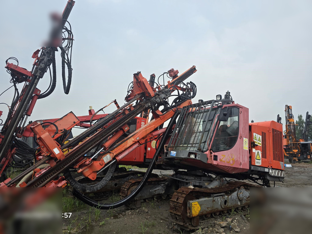 2010 SANDVIK DX700 - برج الحفر: صورة 2 2010 SANDVIK DX700 - برج الحفر: صورة 2
