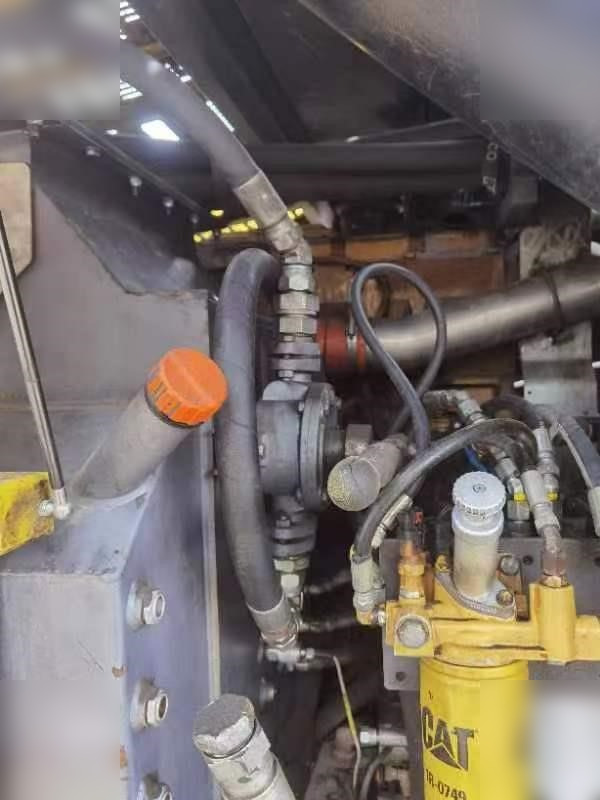 2011 ATLAS COPCO ROC L8-30 - برج الحفر: صورة 2 2011 ATLAS COPCO ROC L8-30 - برج الحفر: صورة 2