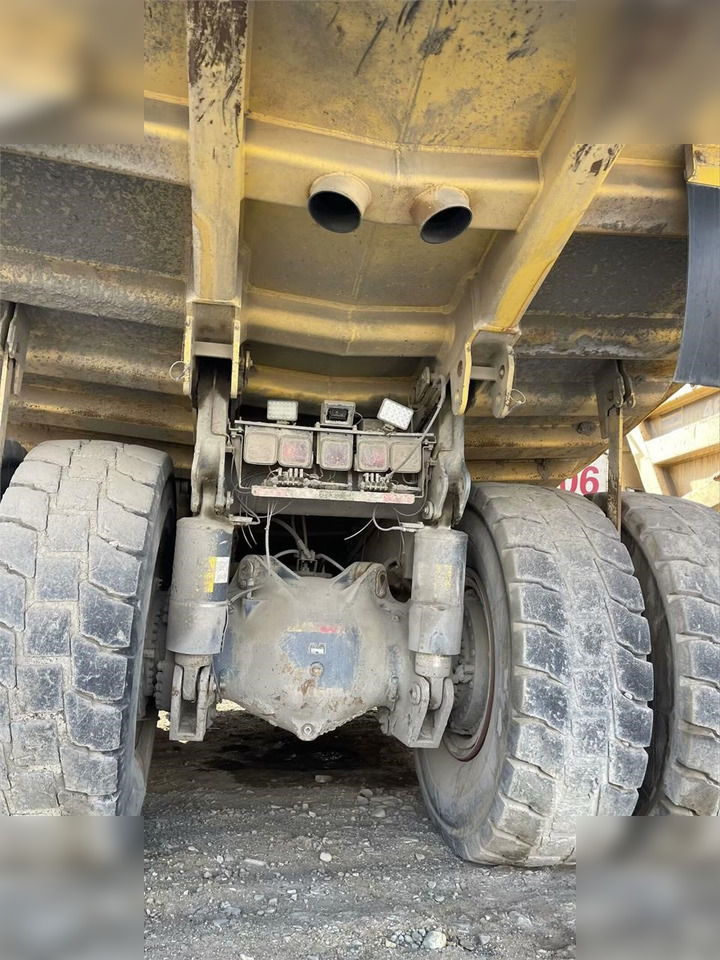 2011 KOMATSU HD465-7 - شاحنة قلاب صلبة: صورة 3 2011 KOMATSU HD465-7 - شاحنة قلاب صلبة: صورة 3