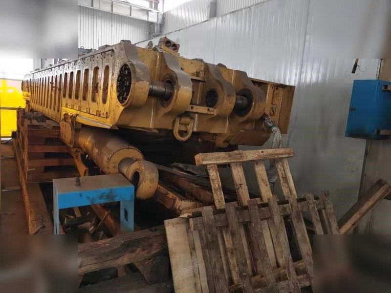 2012 CATERPILLAR EL2000 - آلة التعدين: صورة 2 2012 CATERPILLAR EL2000 - آلة التعدين: صورة 2