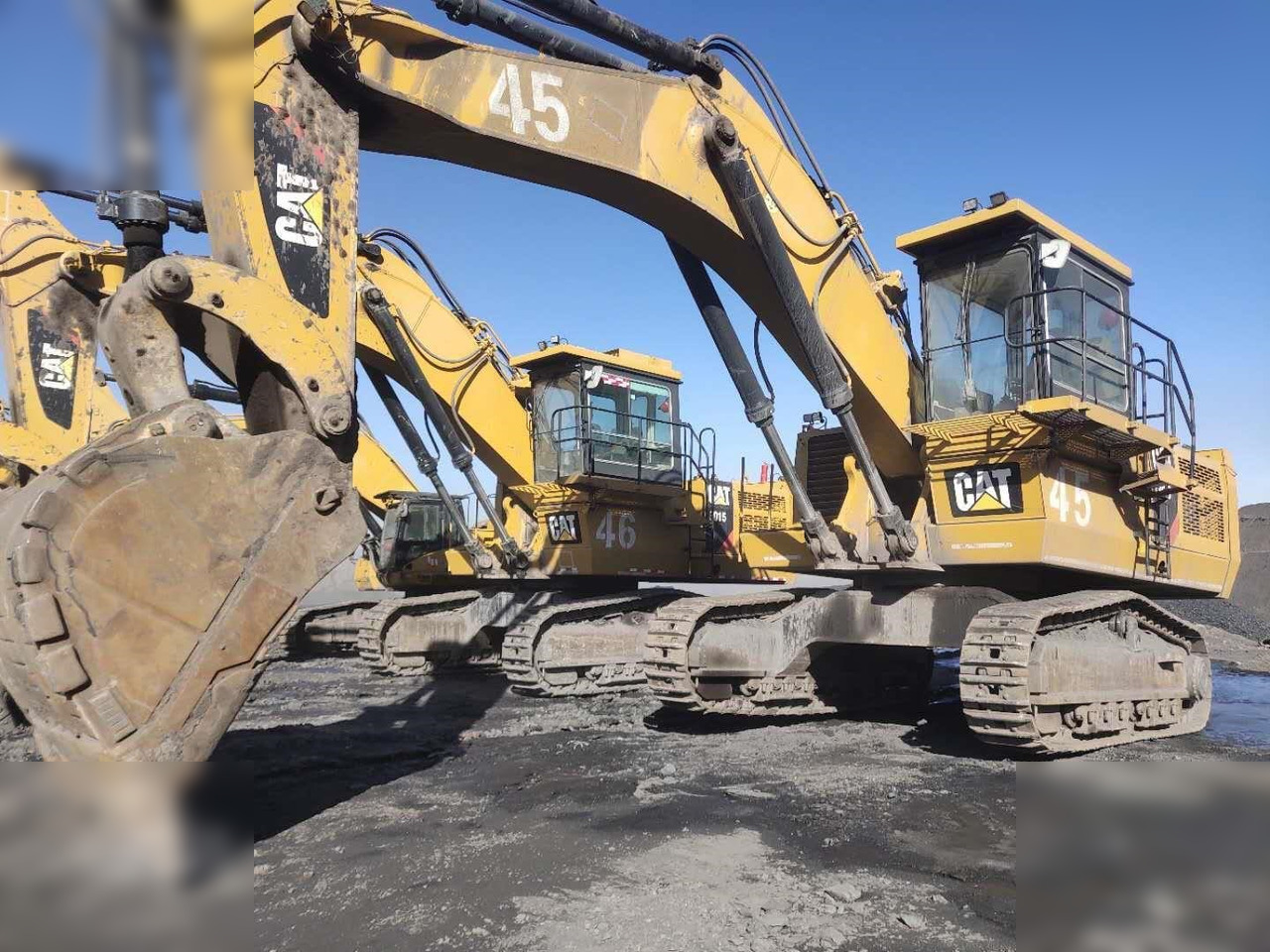 حفار زحاف 2013 CATERPILLAR 6015: صورة 9