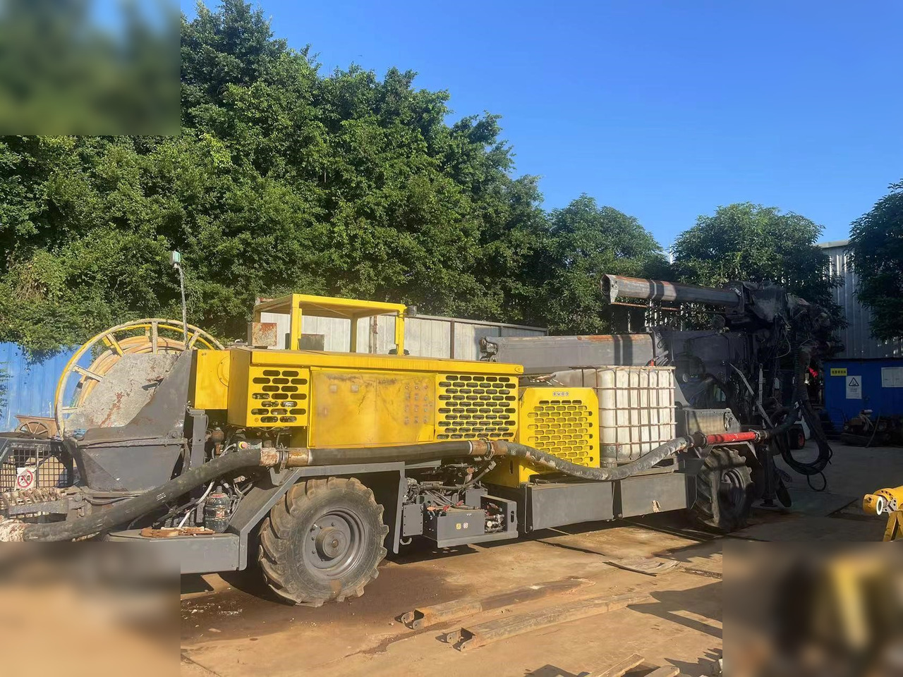 2016 EPIROC MEYCO ME5 MOUNTED ON 2016 ATLAS ARK254K - مضخة خرسانة: صورة 2 2016 EPIROC MEYCO ME5 MOUNTED ON 2016 ATLAS ARK254K - مضخة خرسانة: صورة 2