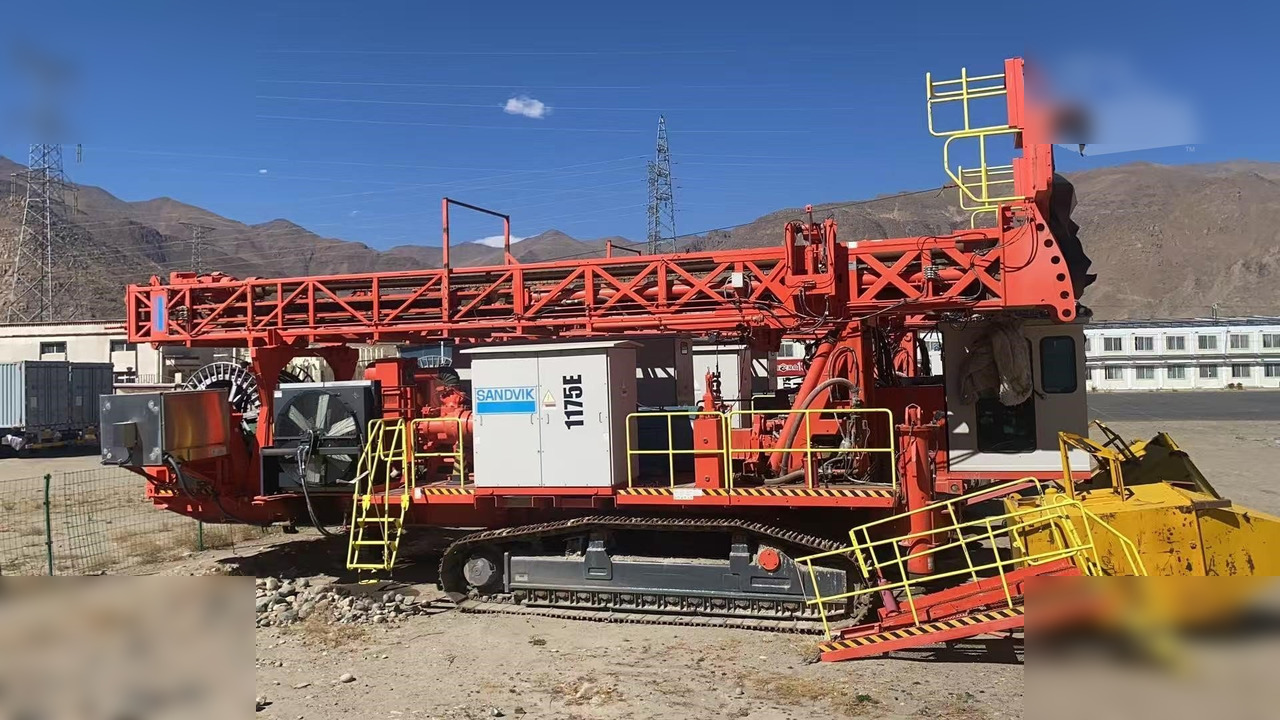 2016 SANDVIK D75KS - برج الحفر: صورة 2 2016 SANDVIK D75KS - برج الحفر: صورة 2