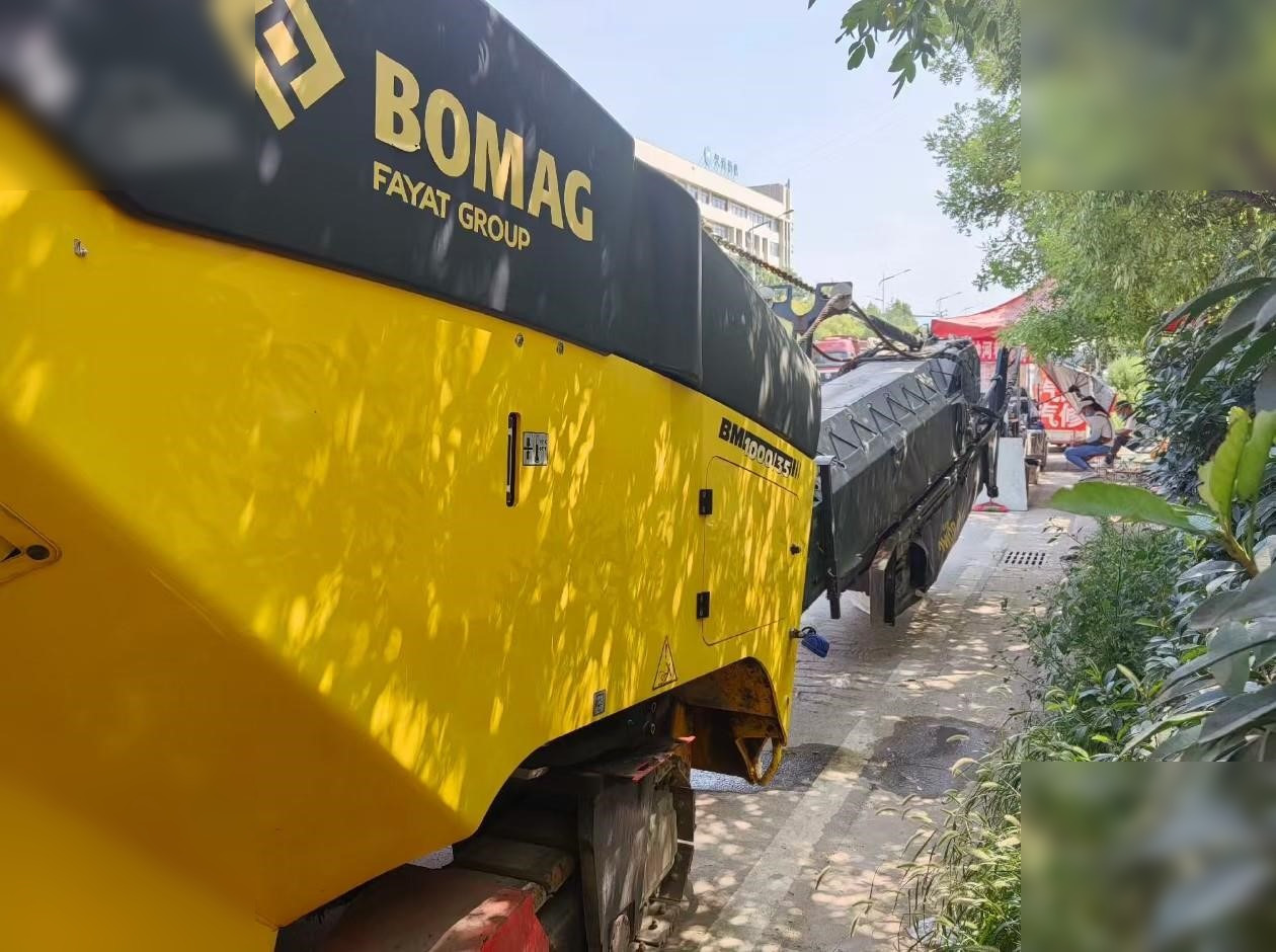 2017 BOMAG BM1000/35 - قشاطة أسفلت: صورة 2 2017 BOMAG BM1000/35 - قشاطة أسفلت: صورة 2