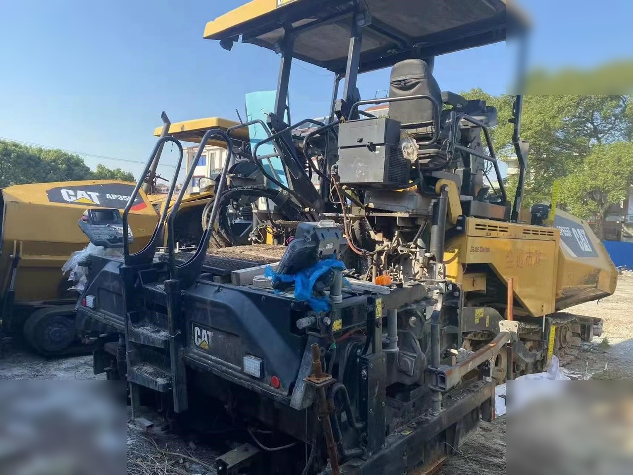 2017 CATERPILLAR AP-655F - مدادة الأسفلت: صورة 1 2017 CATERPILLAR AP-655F - مدادة الأسفلت: صورة 1