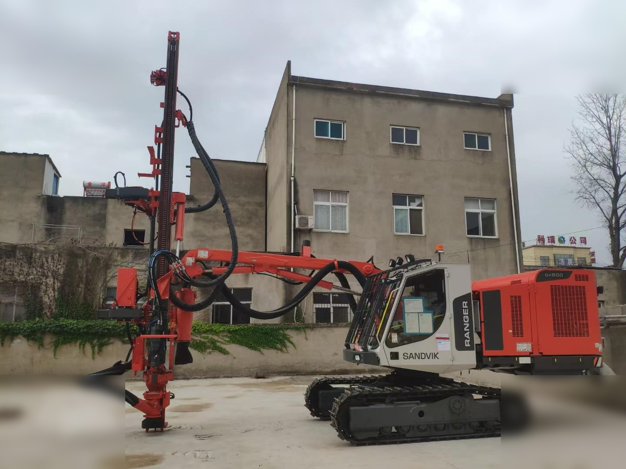 2023 SANDVIK DX800 - برج الحفر: صورة 3 2023 SANDVIK DX800 - برج الحفر: صورة 3
