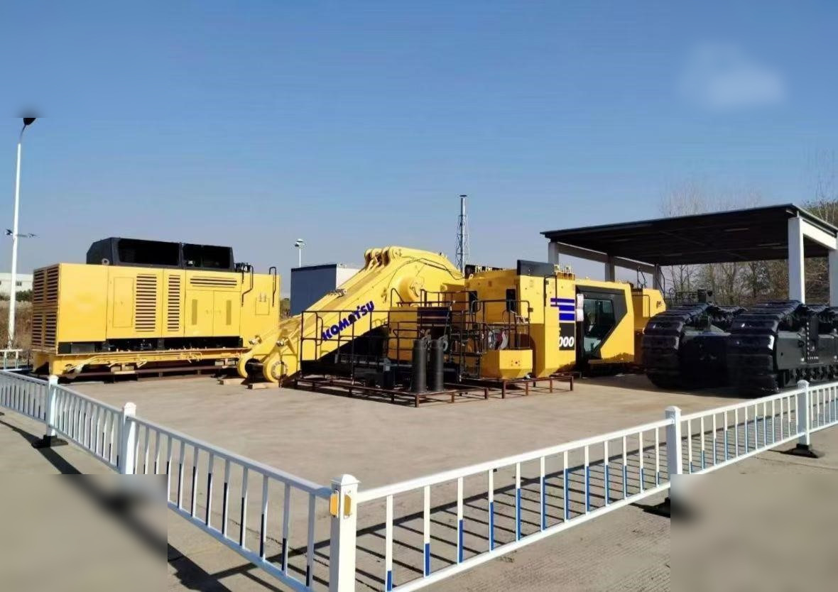 2024 KOMATSU PC2000-11 - حفار زحاف: صورة 1 2024 KOMATSU PC2000-11 - حفار زحاف: صورة 1