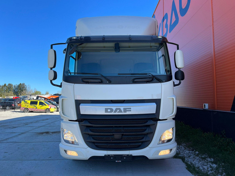 DAF CF 370 6x2 HULTSTEINS / BOX L=8744 mm - شاحنة الفريزر: صورة 3 DAF CF 370 6x2 HULTSTEINS / BOX L=8744 mm - شاحنة الفريزر: صورة 3