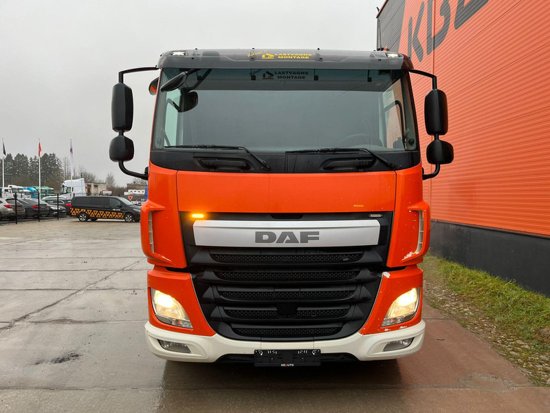 DAF CF 510 8x2/6 HIAB 24 ton / L=5800 mm - شاحنة ذات خطاف: صورة 3 DAF CF 510 8x2/6 HIAB 24 ton / L=5800 mm - شاحنة ذات خطاف: صورة 3