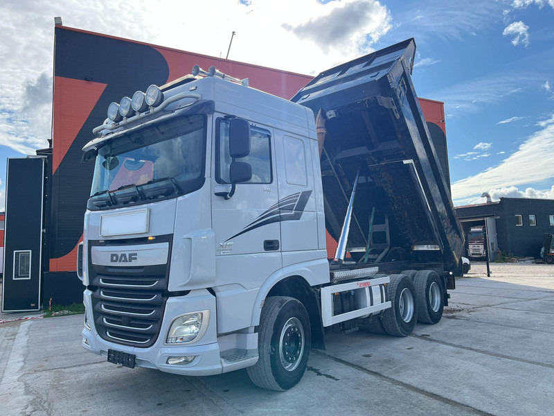 DAF XF 510 6x4 RETARDER / BOX L=4690 mm - شاحنة قلاب: صورة 2 DAF XF 510 6x4 RETARDER / BOX L=4690 mm - شاحنة قلاب: صورة 2
