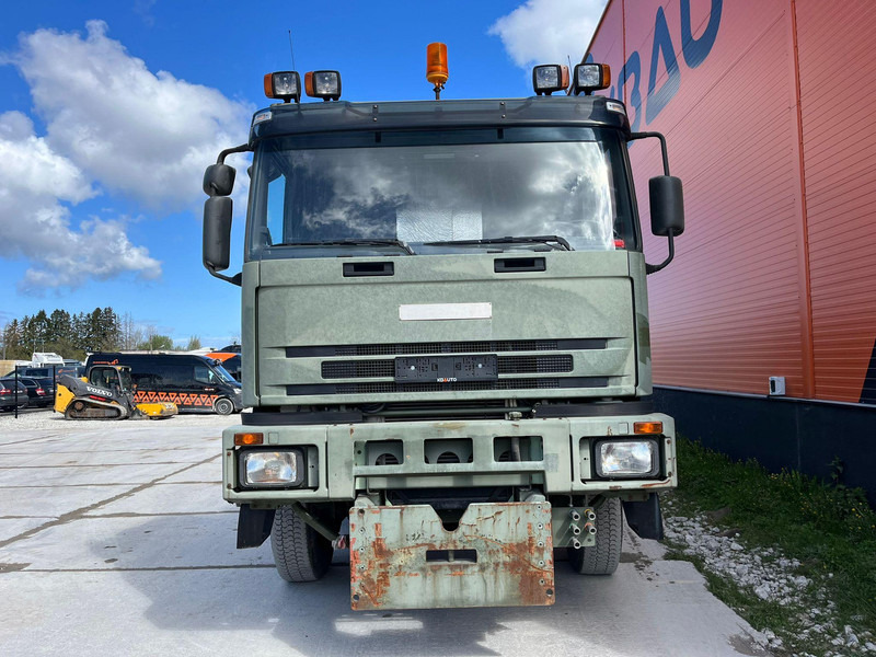 Iveco Fresia F 2000 4x4 SNOW PLOW / BROOM / BLOWER - سياره كنس شوارع: صورة 3 Iveco Fresia F 2000 4x4 SNOW PLOW / BROOM / BLOWER - سياره كنس شوارع: صورة 3