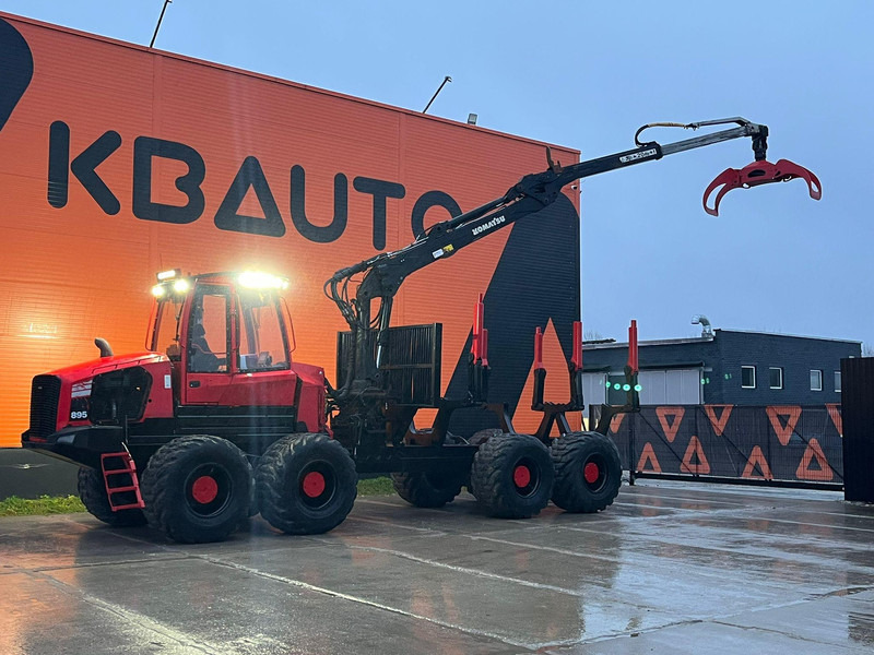 Komatsu 895 8x8 LOADFLEX / CRANE 165F - مقطورة الغابات: صورة 1 Komatsu 895 8x8 LOADFLEX / CRANE 165F - مقطورة الغابات: صورة 1