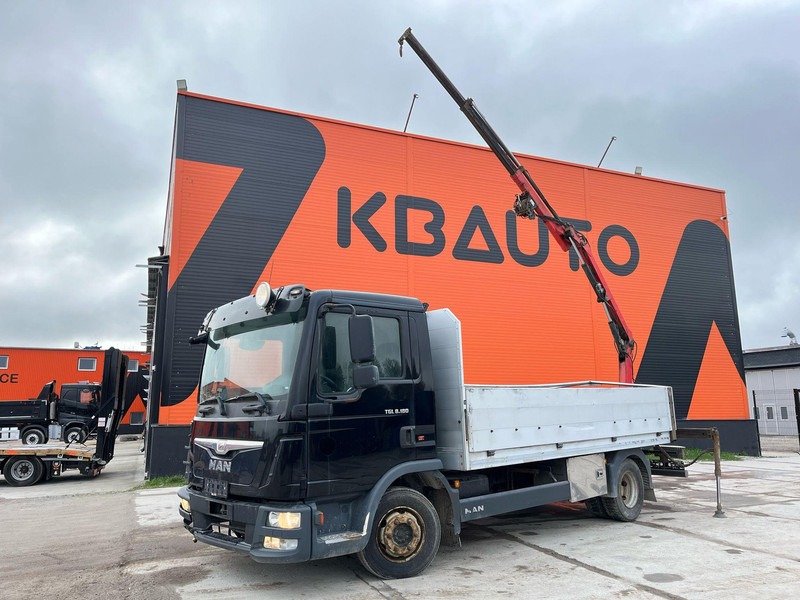 MAN TGL 8.180 4x2 CAB DAMAGE ! / Fassi F28 / PLATFORM L=4366 mm - شاحنات مسطحة, شاحنة كرين: صورة 1 MAN TGL 8.180 4x2 CAB DAMAGE ! / Fassi F28 / PLATFORM L=4366 mm - شاحنات مسطحة, شاحنة كرين: صورة 1