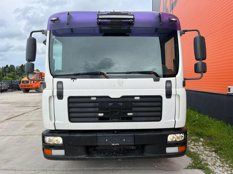 MAN TGL 8.180 4x2 PK4200 YEAR 2013 / PLATFORM L=3710 mm - شاحنات مسطحة, شاحنة كرين: صورة 3 MAN TGL 8.180 4x2 PK4200 YEAR 2013 / PLATFORM L=3710 mm - شاحنات مسطحة, شاحنة كرين: صورة 3