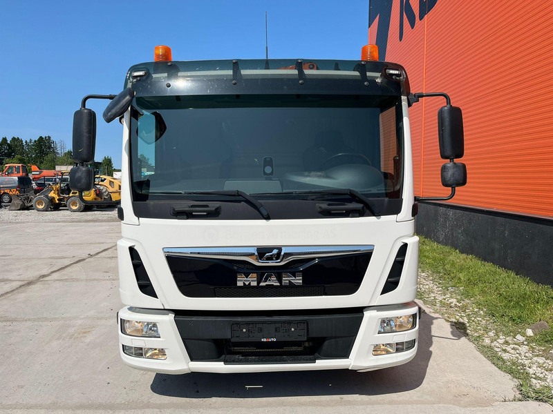 MAN TGL 8.190 4x2 EFFER 80.2/2S / PLATFORM L=5250 mm - شاحنات مسطحة, شاحنة كرين: صورة 3 MAN TGL 8.190 4x2 EFFER 80.2/2S / PLATFORM L=5250 mm - شاحنات مسطحة, شاحنة كرين: صورة 3