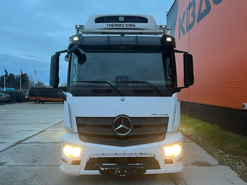 Mercedes-Benz ANTOS 1832 4x2 THERMOKING T-1200R / BOX L=8502 mm - شاحنة الفريزر: صورة 2 Mercedes-Benz ANTOS 1832 4x2 THERMOKING T-1200R / BOX L=8502 mm - شاحنة الفريزر: صورة 2