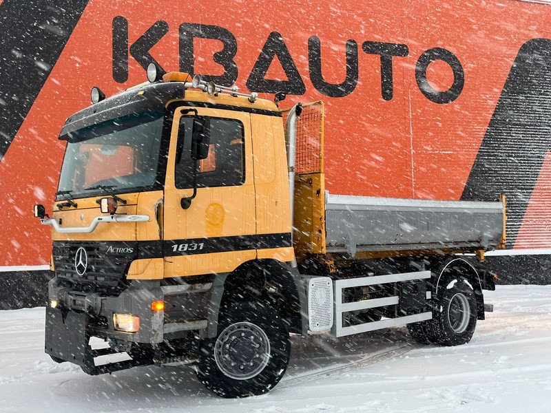 Mercedes-Benz Actros 1831 4x4 V6 / FULL STEEL / BOX L=4342 mm - شاحنة قلاب: صورة 1 Mercedes-Benz Actros 1831 4x4 V6 / FULL STEEL / BOX L=4342 mm - شاحنة قلاب: صورة 1