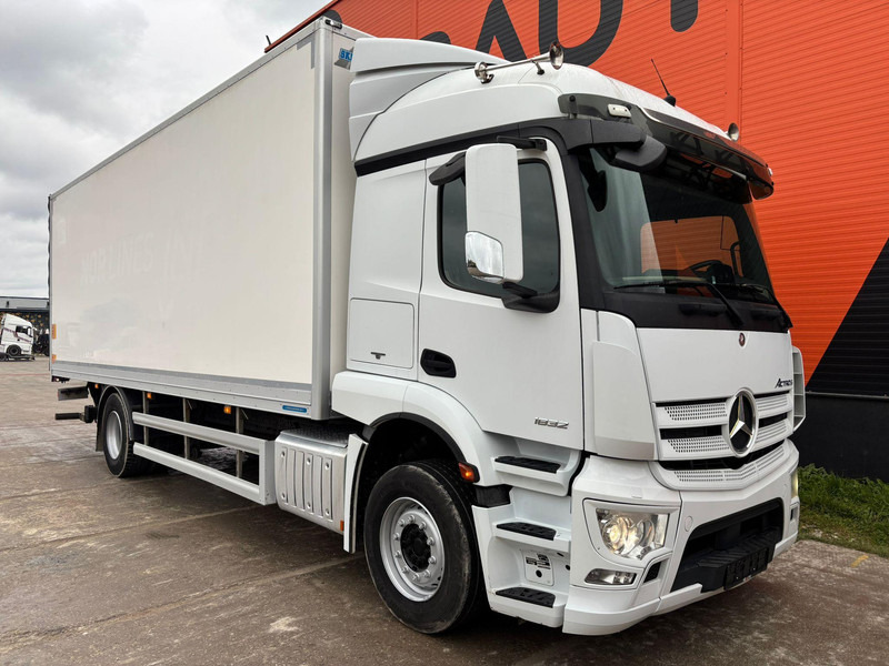 Mercedes-Benz Actros 1832 4x2 BOX L=7782 mm - شاحنة مقفلة: صورة 3 Mercedes-Benz Actros 1832 4x2 BOX L=7782 mm - شاحنة مقفلة: صورة 3