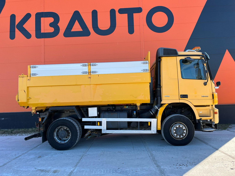Mercedes-Benz Actros 1841 4x4 SNOW PLOW EQUIPMENT / UNDERBODY SCRAPER / BOX L=4495 mm - شاحنة قلاب: صورة 5 Mercedes-Benz Actros 1841 4x4 SNOW PLOW EQUIPMENT / UNDERBODY SCRAPER / BOX L=4495 mm - شاحنة قلاب: صورة 5