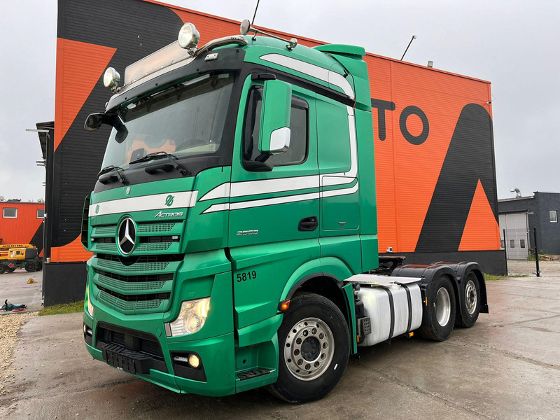 Mercedes-Benz Actros 2553 6x2 STREAMSPACE / RETARDER / PTO - وحدة جر: صورة 2 Mercedes-Benz Actros 2553 6x2 STREAMSPACE / RETARDER / PTO - وحدة جر: صورة 2