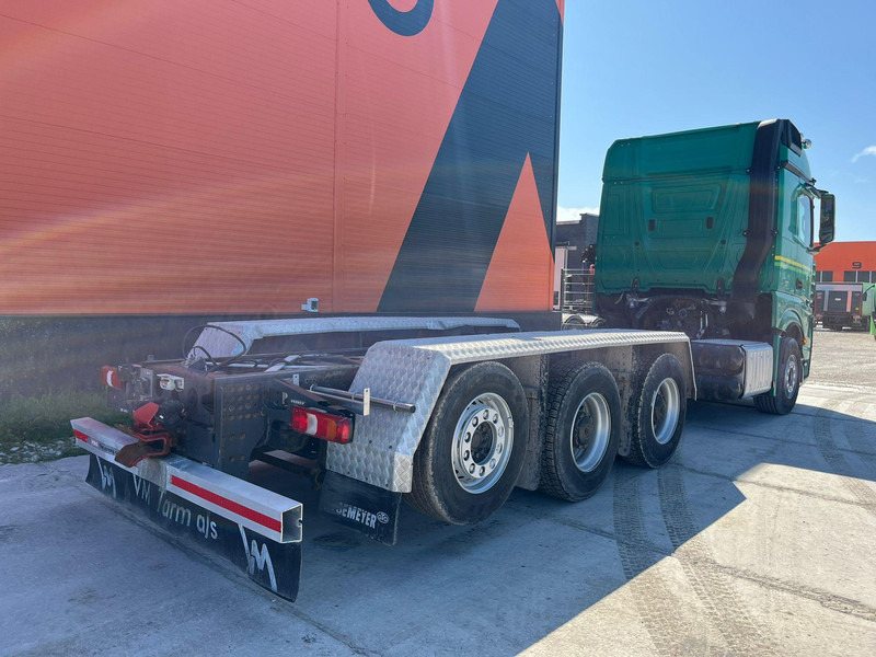 Mercedes-Benz Actros 3563 8x4*4 RETARDER / CHASSIS L=7358 mm - شاحنة هيكل كابينة: صورة 5 Mercedes-Benz Actros 3563 8x4*4 RETARDER / CHASSIS L=7358 mm - شاحنة هيكل كابينة: صورة 5