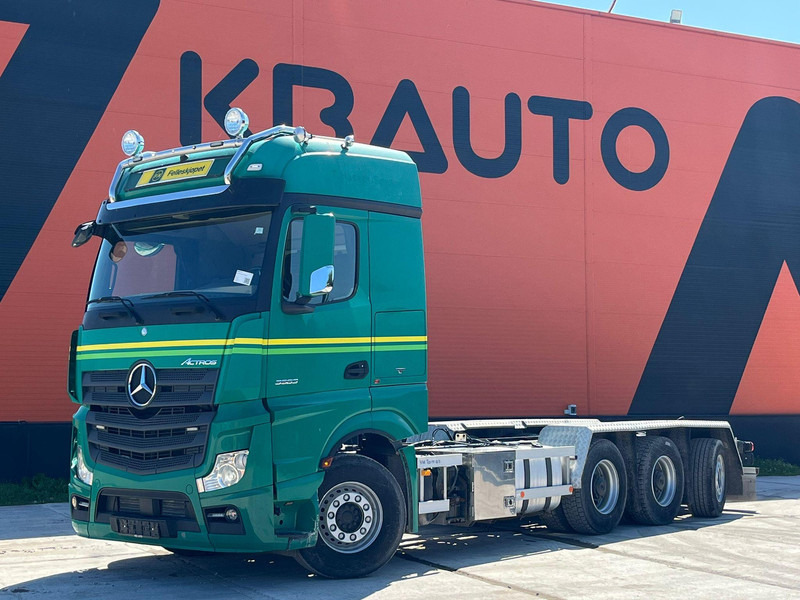 Mercedes-Benz Actros 3563 8x4*4 RETARDER / CHASSIS L=7358 mm - شاحنة هيكل كابينة: صورة 1 Mercedes-Benz Actros 3563 8x4*4 RETARDER / CHASSIS L=7358 mm - شاحنة هيكل كابينة: صورة 1