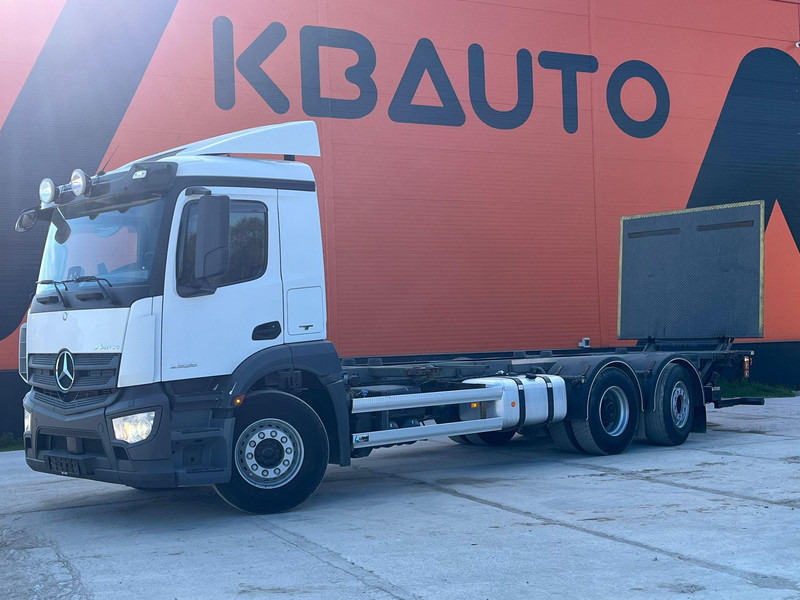 Mercedes-Benz Antos 2535 6x2*4 CHASSIS L=7788 mm - شاحنات الحاويات / جسم علوي قابل للتغيير شاحنة: صورة 1 Mercedes-Benz Antos 2535 6x2*4 CHASSIS L=7788 mm - شاحنات الحاويات / جسم علوي قابل للتغيير شاحنة: صورة 1