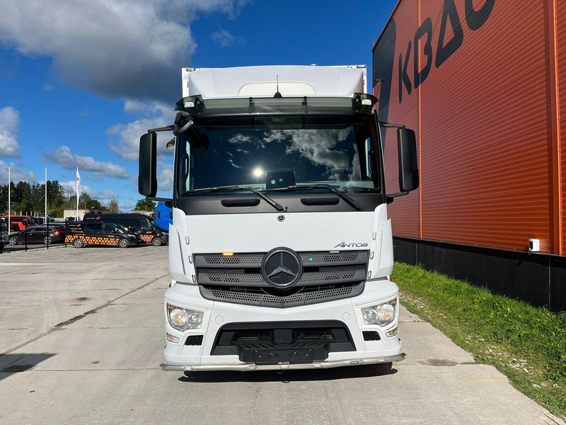 Mercedes-Benz Antos 2540L 6x2*4 THERMOKING UT SPECTRUM / BOX L=9522 mm - شاحنة الفريزر: صورة 2 Mercedes-Benz Antos 2540L 6x2*4 THERMOKING UT SPECTRUM / BOX L=9522 mm - شاحنة الفريزر: صورة 2