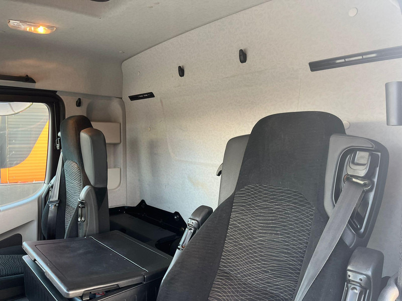 شاحنة مقفلة Mercedes-Benz Antos 2543 6x2*4 LIFTABLE BOX ROOF / BOX L=7773 mm: صورة 17