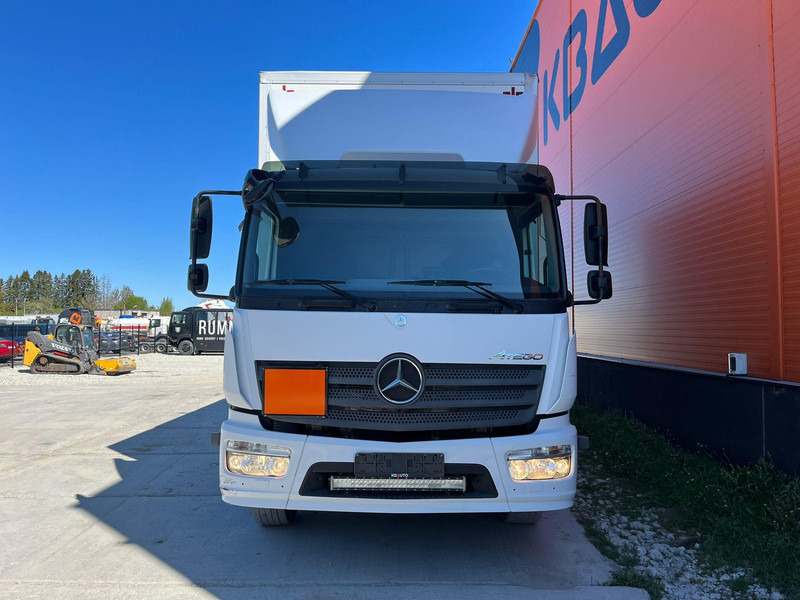 Mercedes-Benz Atego 1524 4x2 BOX L=7547mm - شاحنة مقفلة: صورة 3 Mercedes-Benz Atego 1524 4x2 BOX L=7547mm - شاحنة مقفلة: صورة 3