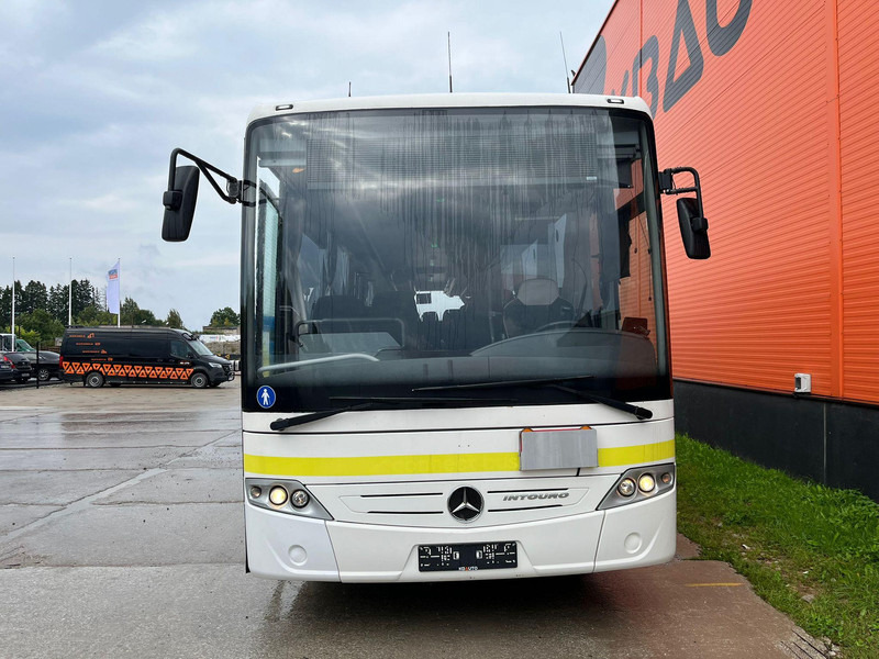 Mercedes-Benz INTOURO 4x2 49 SEATS / AC / AUXILIARY HEATER - حافلة سوبربان: صورة 2 Mercedes-Benz INTOURO 4x2 49 SEATS / AC / AUXILIARY HEATER - حافلة سوبربان: صورة 2