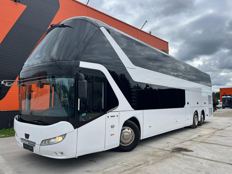 Neoplan SKYLINER L 6x2*4 77 SEATS / AC / AUXILIARY HEATING / WC - حافلة ذات طابقين: صورة 3 Neoplan SKYLINER L 6x2*4 77 SEATS / AC / AUXILIARY HEATING / WC - حافلة ذات طابقين: صورة 3