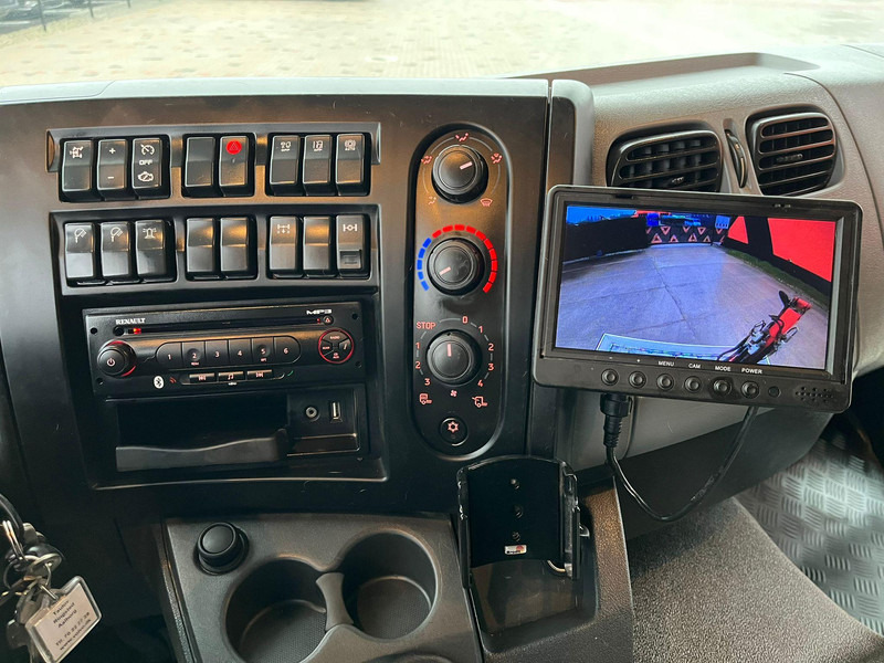 Renault D12 4x2 WORKSHOP ON WHEELS / FASSI M30A.13 / BOX L=4459 mm Renault D12 4x2 WORKSHOP ON WHEELS / FASSI M30A.13 / BOX L=4459 mm: صورة 20 Renault D12 4x2 WORKSHOP ON WHEELS / FASSI M30A.13 / BOX L=4459 mm Renault D12 4x2 WORKSHOP ON WHEELS / FASSI M30A.13 / BOX L=4459 mm: صورة 20