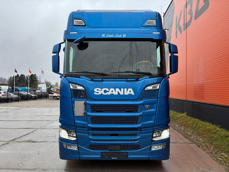 Scania R 500 6x2*4 RETARDER / BOX L=7384 mm - شاحنة مقفلة: صورة 3 Scania R 500 6x2*4 RETARDER / BOX L=7384 mm - شاحنة مقفلة: صورة 3