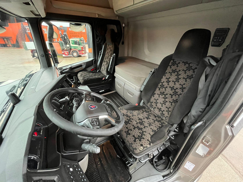 شاحنة قطع الأشجار, شاحنة كرين لنقل الأخشاب Scania R 650 6x4 RETARDER: صورة 19 شاحنة قطع الأشجار, شاحنة كرين لنقل الأخشاب Scania R 650 6x4 RETARDER: صورة 19