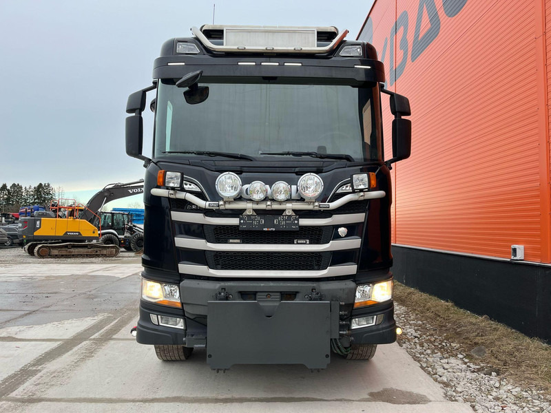 Scania R 650 8x4 FRONT PLOW EQUIPMENT / FULL STEEL / HUB REDUCTION / WEBASTO - شاحنة قلاب: صورة 4 Scania R 650 8x4 FRONT PLOW EQUIPMENT / FULL STEEL / HUB REDUCTION / WEBASTO - شاحنة قلاب: صورة 4